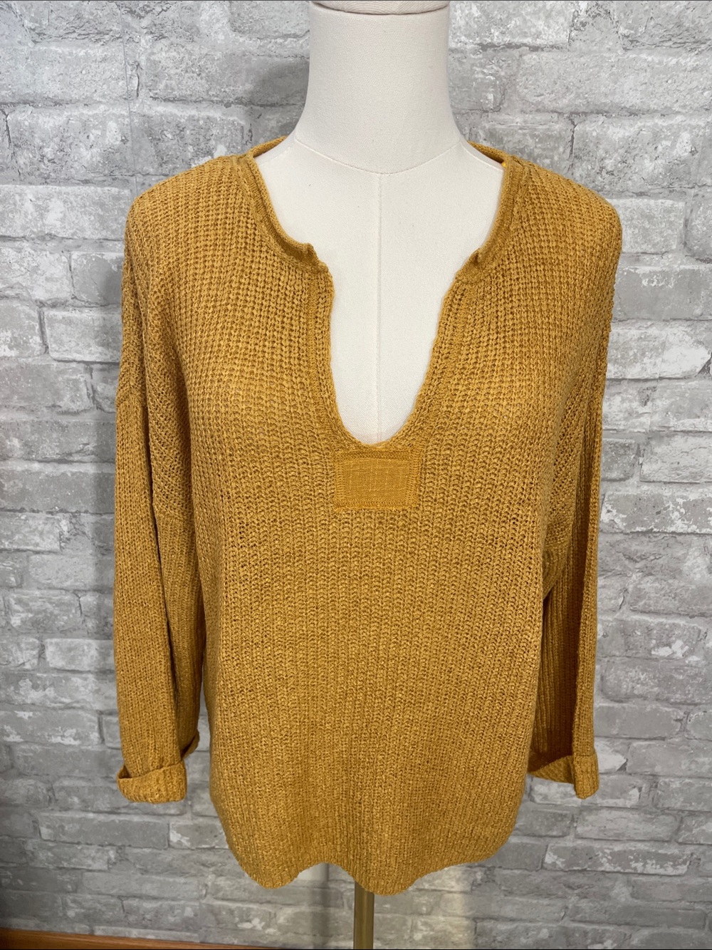 Blu Pepper Mustard V-Neck Knit Sweater